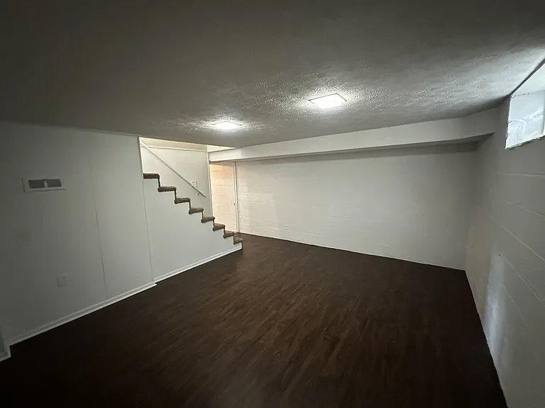4893 Nugent Dr — Photo 13