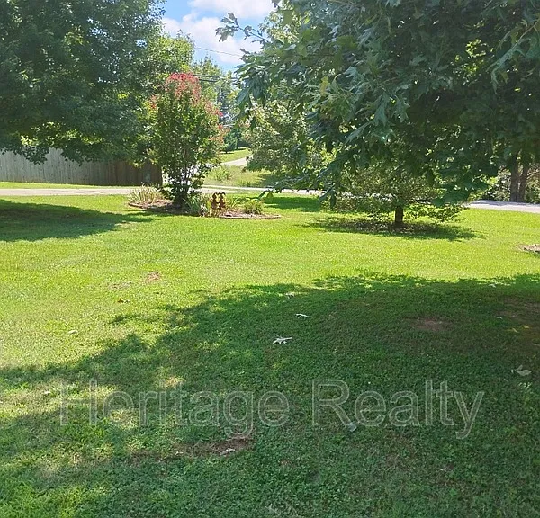 2707 Lady Bug Ln — Photo 19