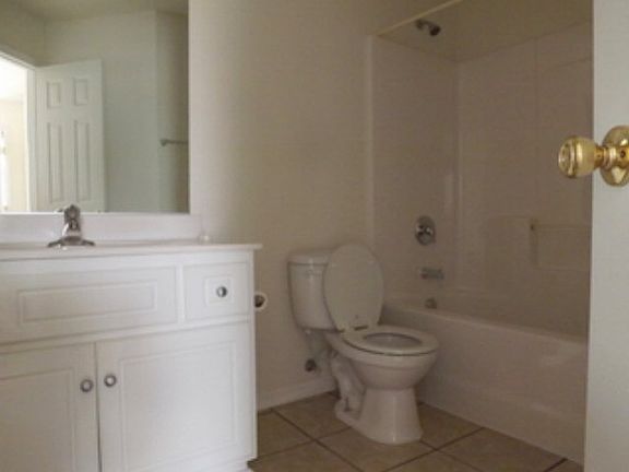 4th image of 110 Shamrock Dr