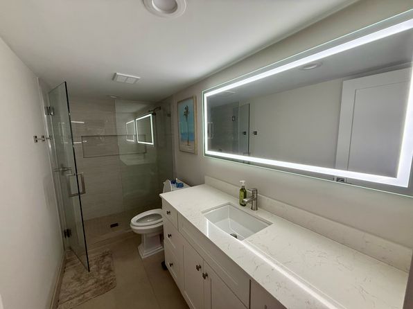3111 SW 20th Ter APT B2