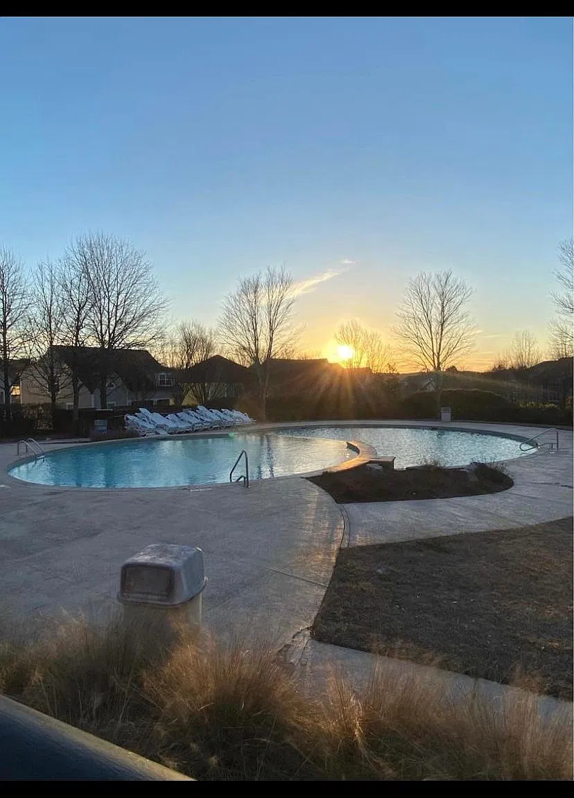1035 Barnett Shoals Rd — Photo 1