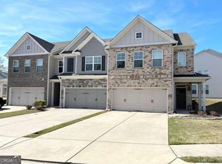 428 Arbor Crowne Dr, Lawrenceville, GA 30045