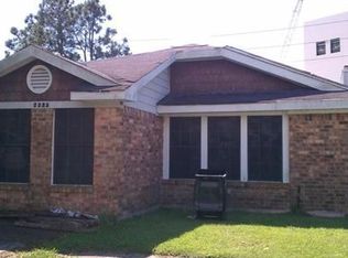 5323 Forest Park Ln, New Orleans, LA 70131