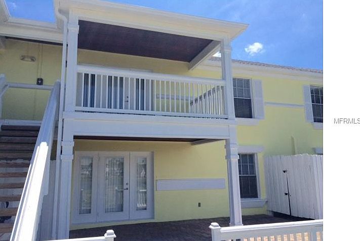 2nd image of 111 Seahorse Dr SE Unit C