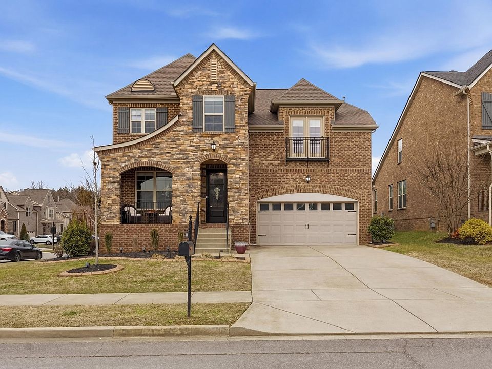 1st image of 688 Fall Creek Cir