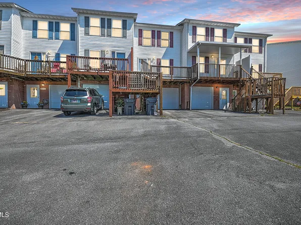 45 Tulip Grove Cir APT 3, Bristol, TN 37620