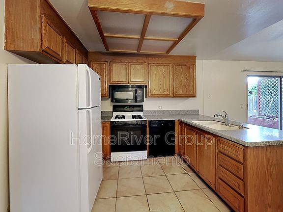 4th image of 7059 Woodrick Way