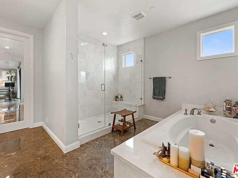 11925 N Ricasoli Way — Photo 28