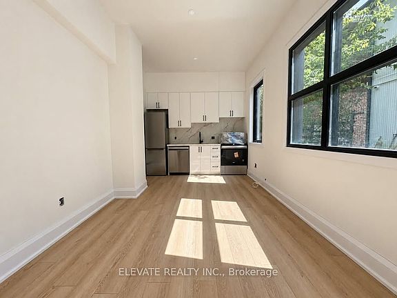 4th image of 76 Burnaby Blvd #5