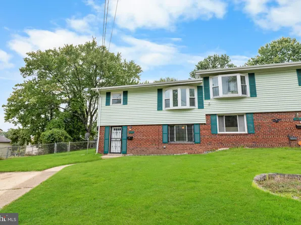 2204 Olson Ct, Temple Hills, MD 20748