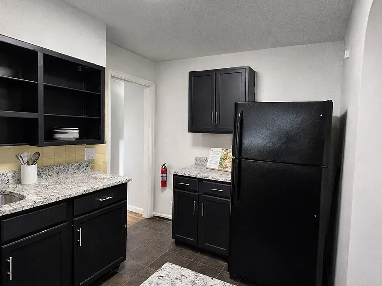 4112 Paxton Ave #1 — Photo 10