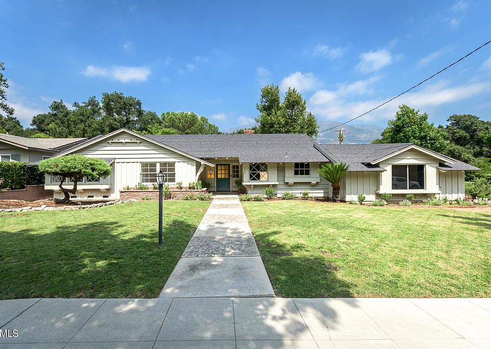1st image of 3973 El Lado Dr