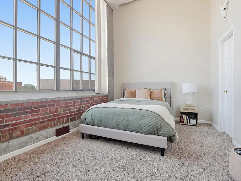 611 N Park Ave #216 — Photo 14
