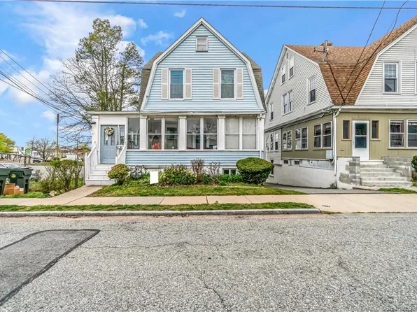 10 Park Street, New London, CT 06320