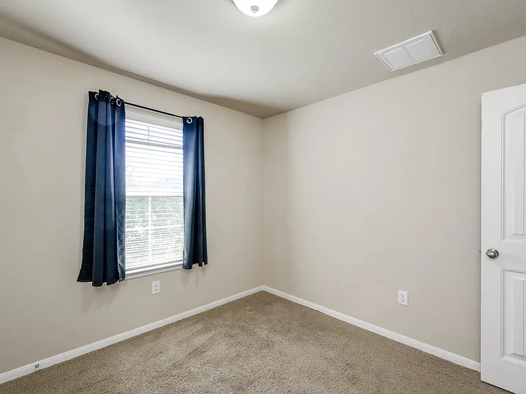 5800 Montrelia Dr — Photo 9