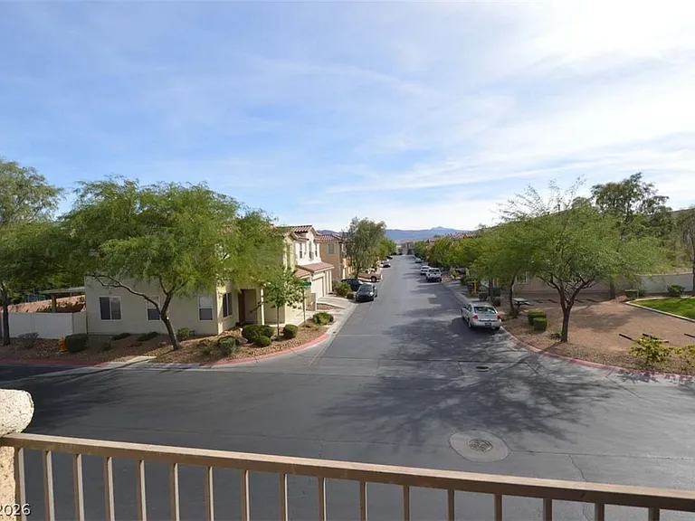 6670 Tulip Falls Dr #0 — Photo 15