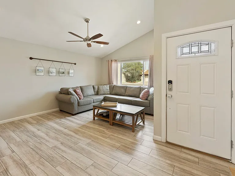 2214 N 87th Way — Photo 2