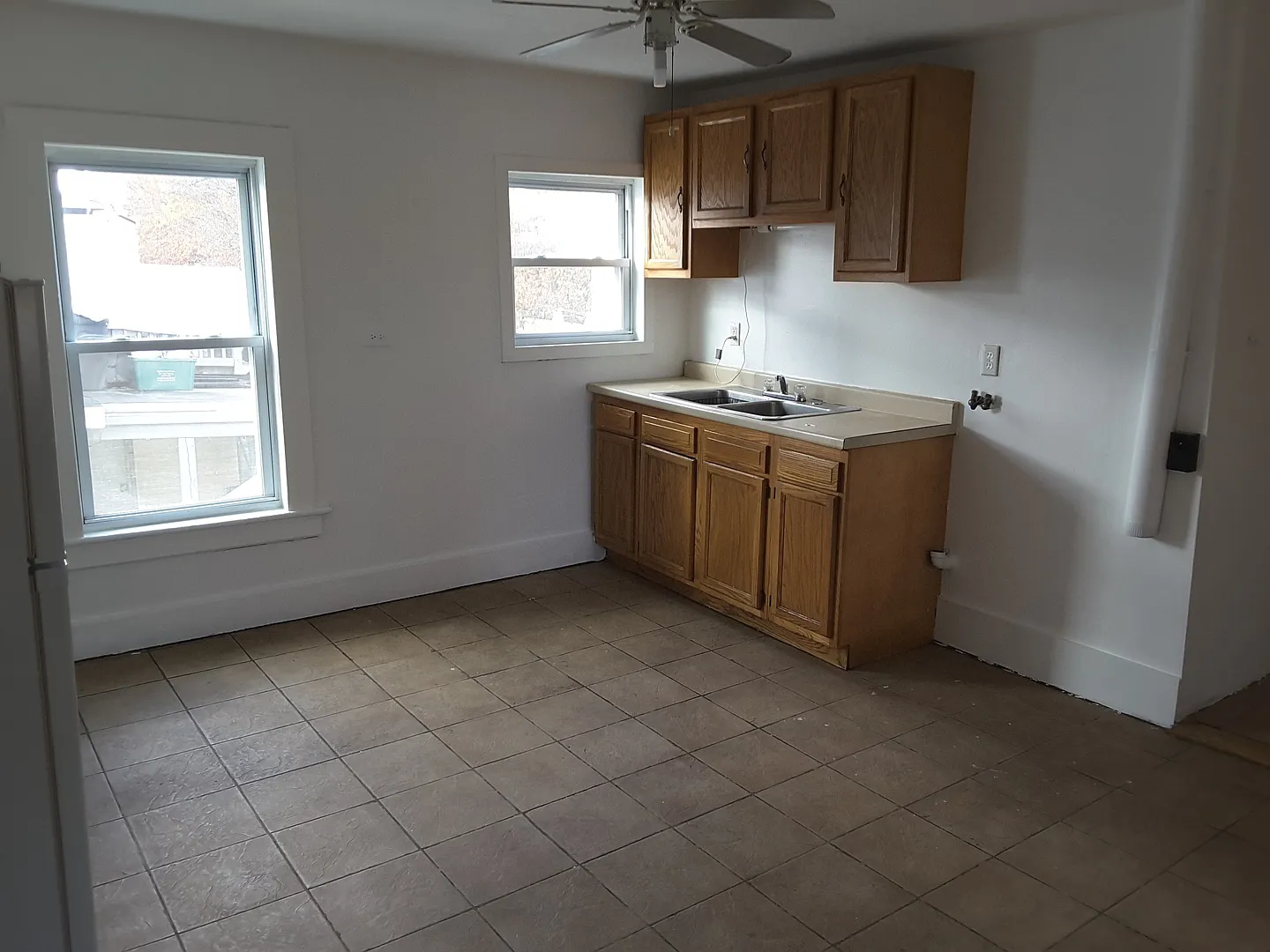 34 Canterbury St Worcester — Photo 2