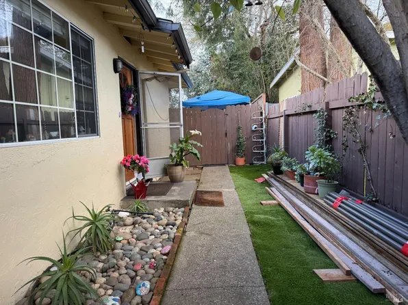 303 Boyce Street, Santa Rosa, CA 95401