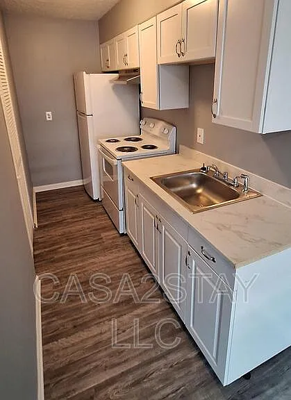 383 Redmar Blvd #55 — Photo 1