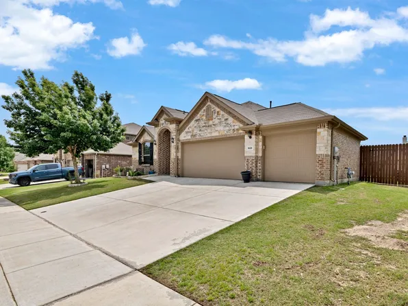 1629 Suncatcher Way, Haslet, TX 76052