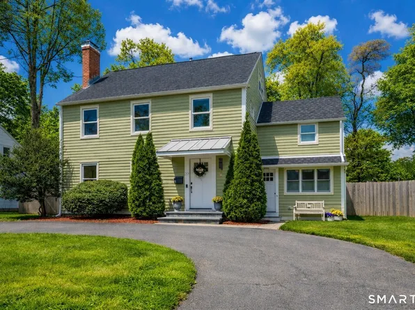 20 Lynnbrook Road, Fairfield, CT 06825
