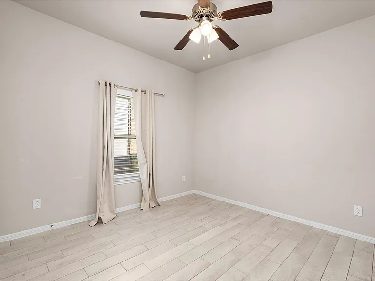 24717 Teton Hollow Trl — Photo 16