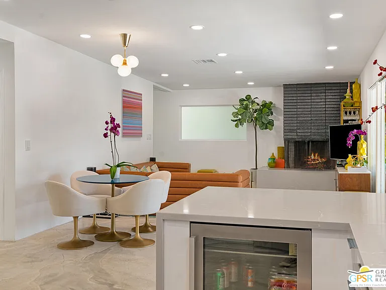 1405 E Tachevah Dr — Photo 10