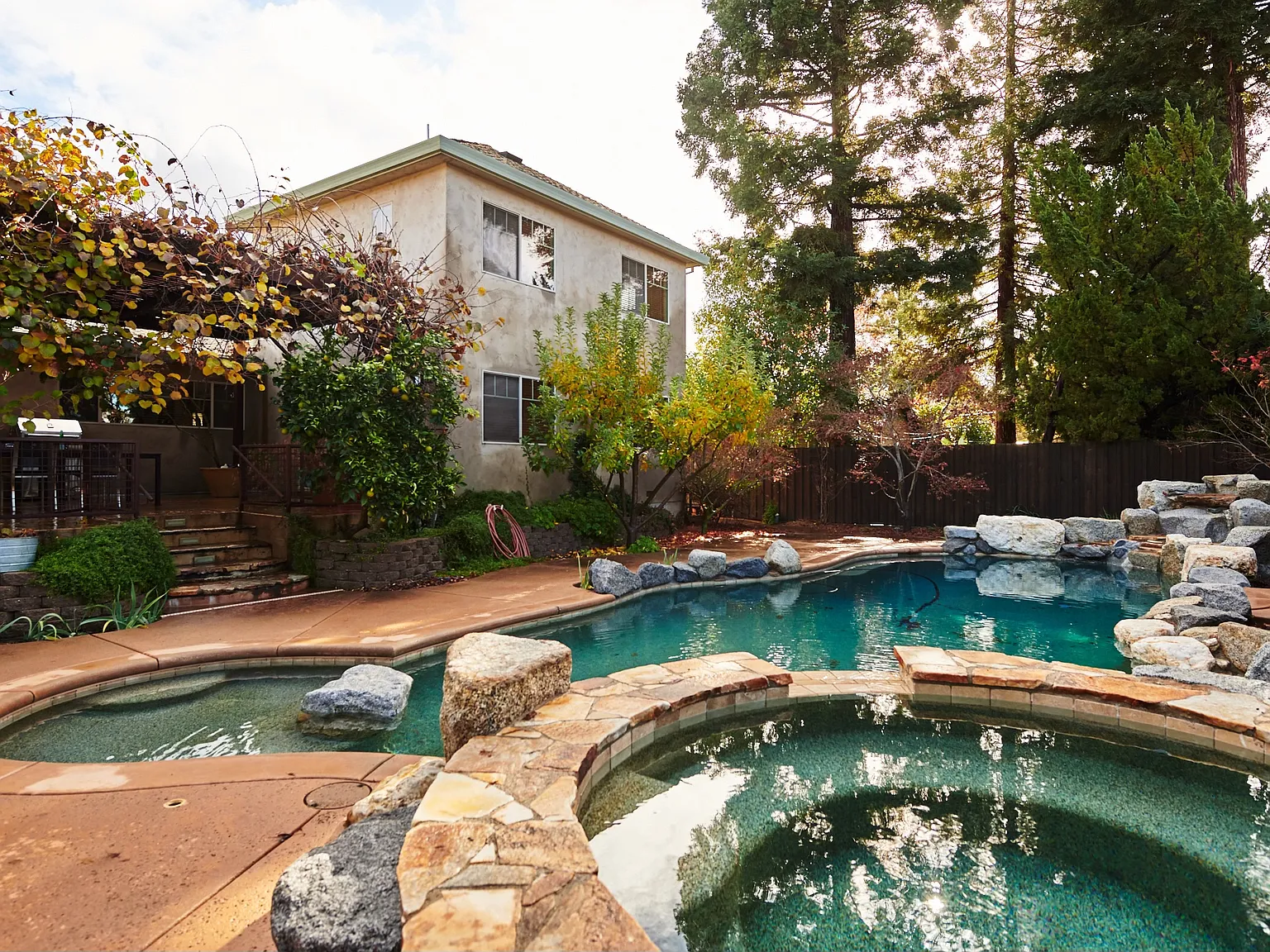 3525 Grantwood Way — Photo 3