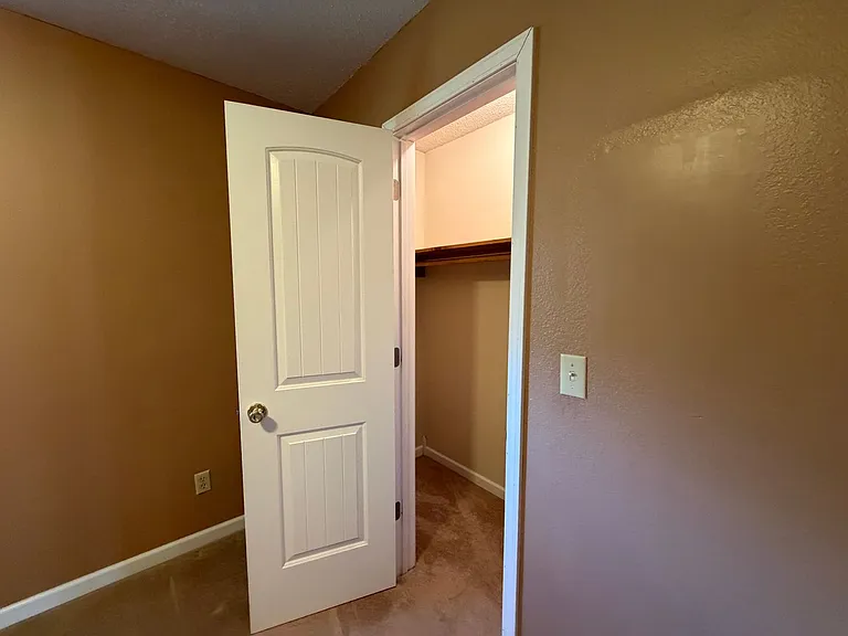 20597 Sedalia Rd — Photo 20