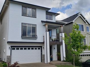 12065 SW Autumnview St, Tigard, OR 97224