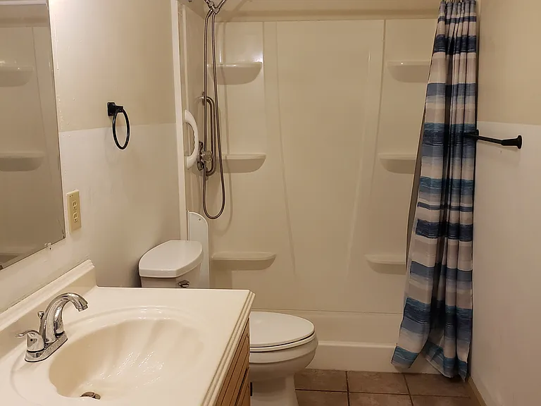 4224 Mountain View Cir #6 — Photo 8