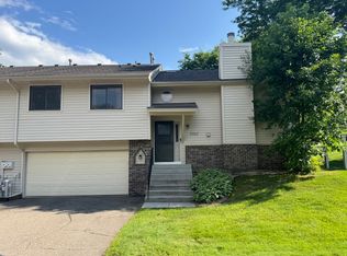 7307 Pontiac Cir, Chanhassen, MN 55317