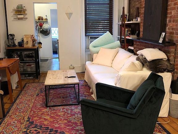 5th image of 431 W 48th St APT 3E