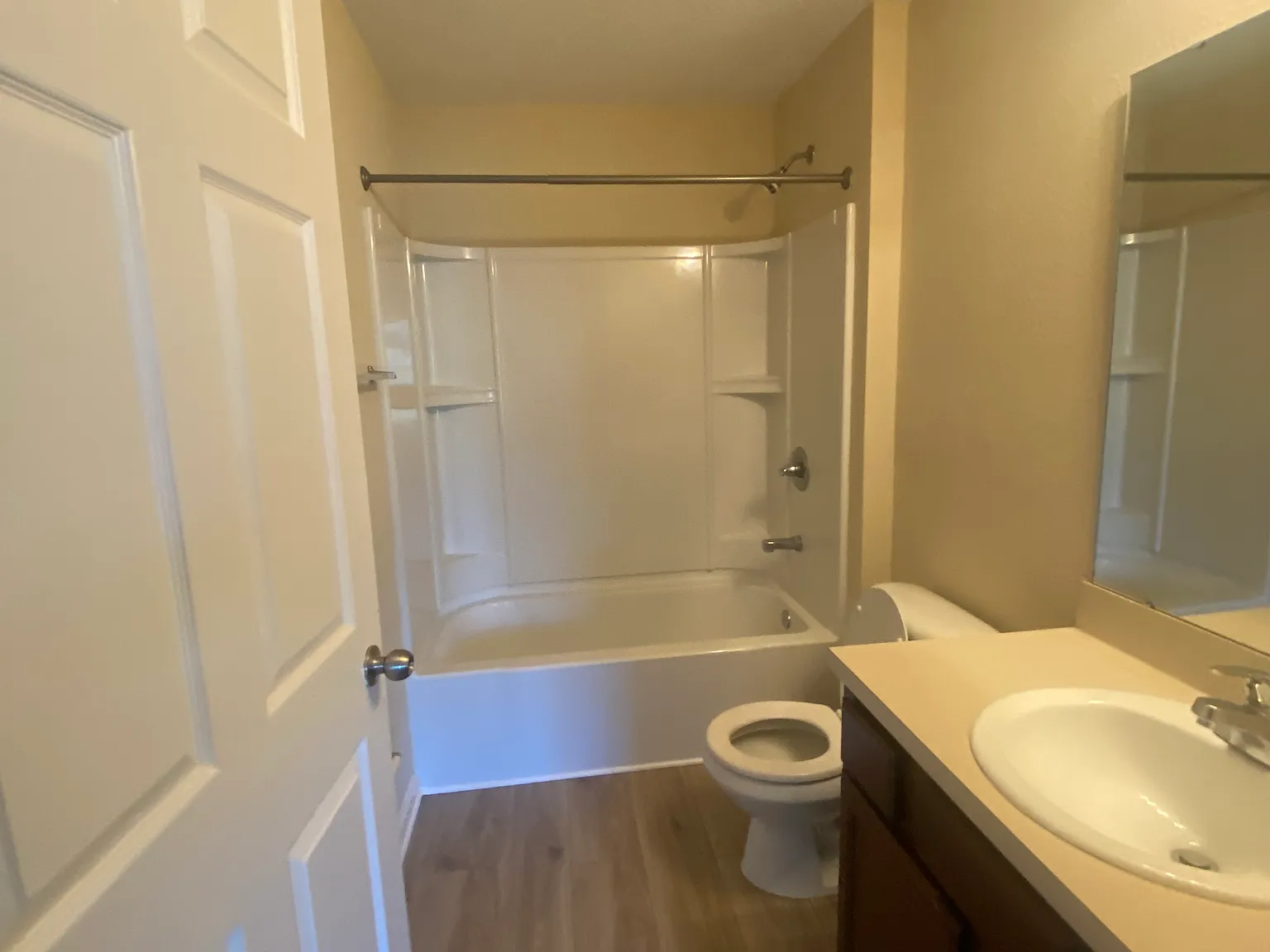 3 bed, 1157 sqft, $1,450 — Photo 4