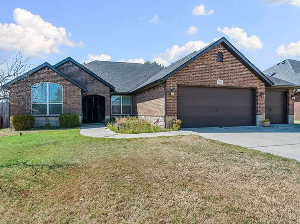 1912 SW Cypress St, Bentonville, AR 72713