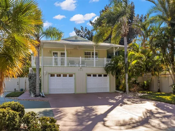 349 Kentucky Ave, Crystal Beach, FL 34681