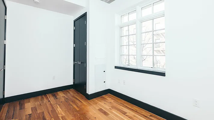 Rented by Nooklyn NYC LLC | media 36