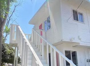 3865 5th St, Riverside, CA 92501