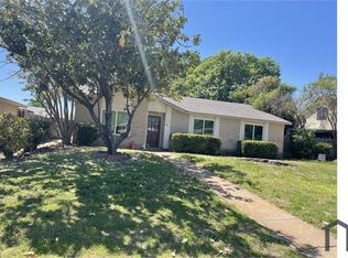2906 Royalty Dr, Garland, TX 75044
