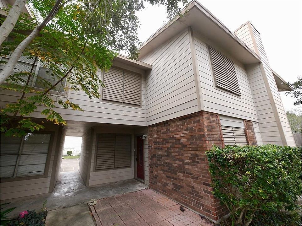1st image of 1011 Ennis Joslin Rd APT 101
