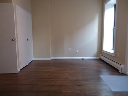 Rented by Hakeem Shahid, LREB | media 8