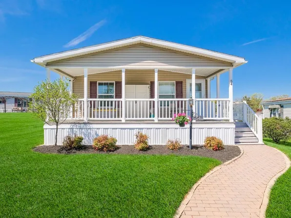 54 Neshaminy Falls Cir, North Wales, PA 19454