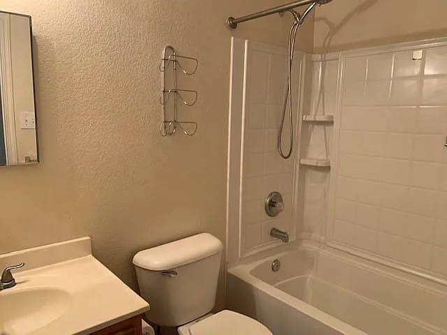 3000 Lake Terrace Dr — Photo 9