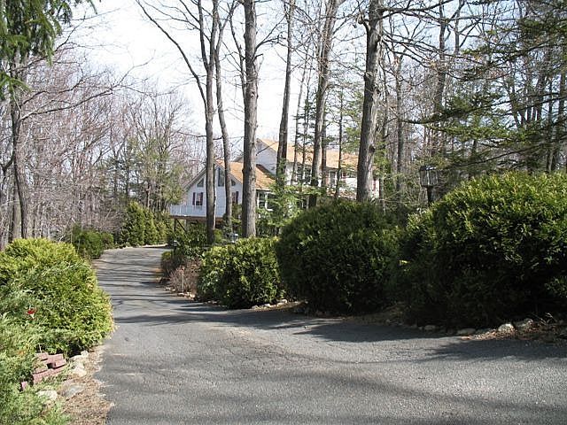 Driveway Entry