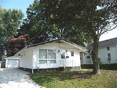 1st image of 411 Jefferson Ave