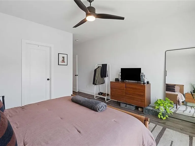 1350 May Ave #9 — Photo 30