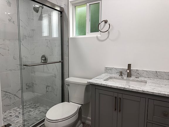 4th image of 4404 Logan Ave #B