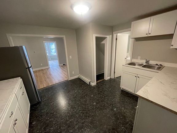 2nd image of 53 Myrtle St #2