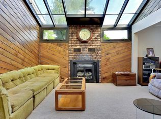 162 Mallowhill Rd, Springfield, MA 01129